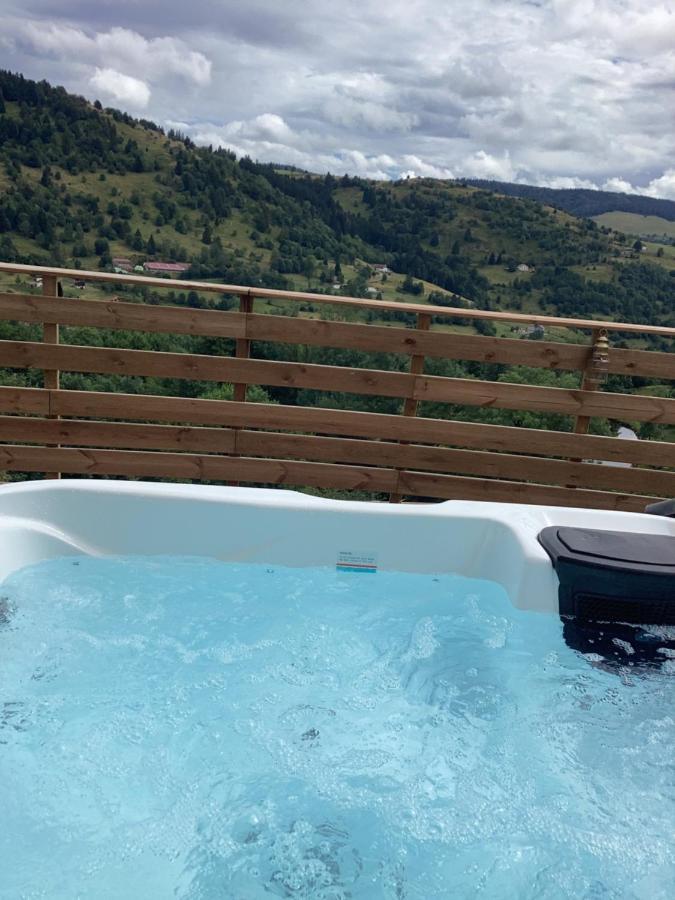 Les Chalets Bambi & Jacuzzi Privatif La Bresse Eksteriør billede